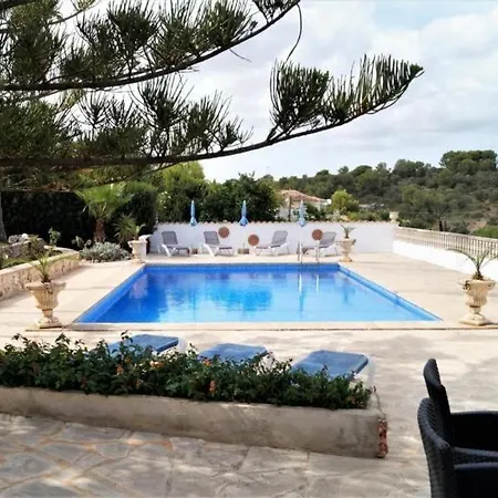La Noria Maurische Grosser Pool Garten Mit Rasen Und Grossen Terrassen Holiday home *